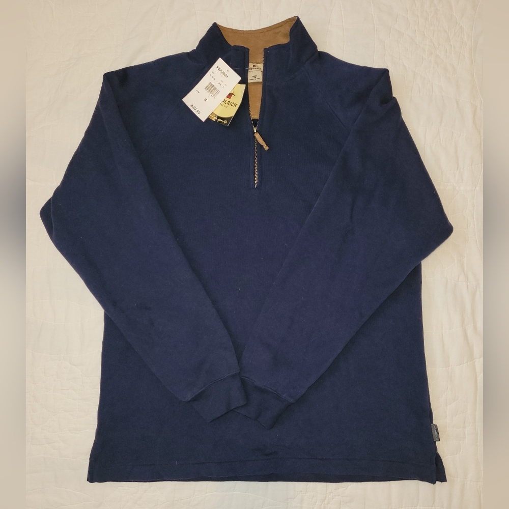 NWT dark blue Woolrich pullover
